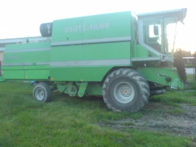 Kombajn DF 4660 H 2006 g