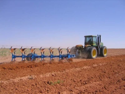 Lemken polunošeni plug okretač EuroDiamant