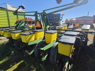 Sijačica John Deere MaxEmerge