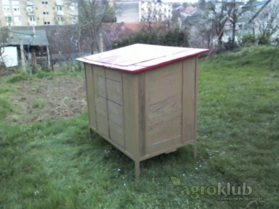 Prodajem kokošinjac - 130x85x135cm (DxŠxV), renoviran, ručni rad, DOSTAVA