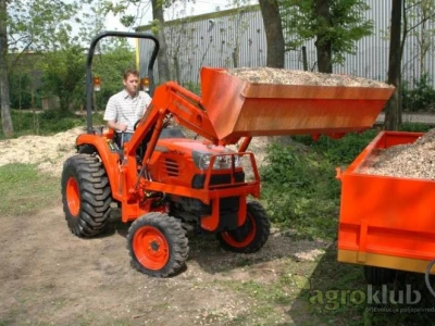 Traktor Kubota STV-40