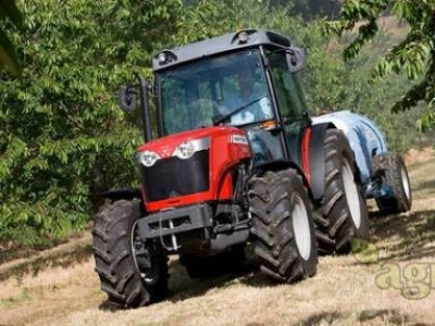 Traktor Massey Ferguson MF 3625