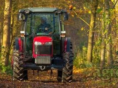 Traktor Massey Ferguson MF 3650