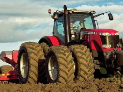 Traktor Massey Ferguson MF8650
