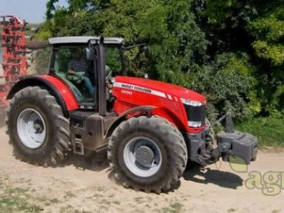 Traktor Massey Ferguson MF8650