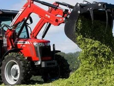 Massey Ferguson prednji utovarivač MF 906 Utility