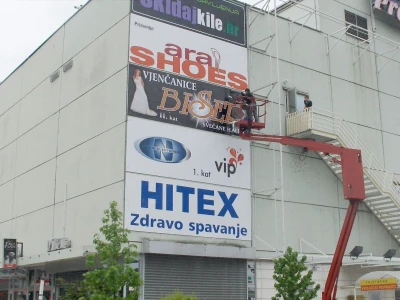 Zamislite NATPISNU PLOČU, REKLAMU koju svi primijete – i koja Vas reklamira 0-24h! ✨