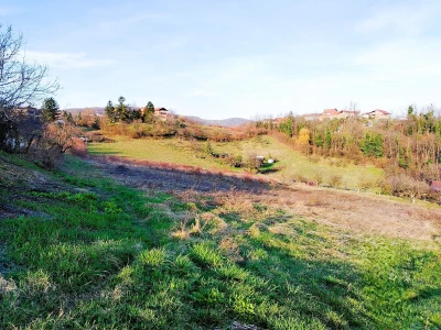 Zagreb, Bizek, poljoprivredno zemljište 2400 m2
