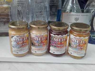Bogata ponuda meda na OPG Božić