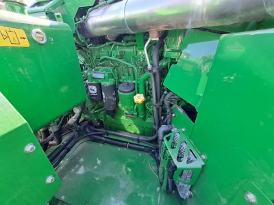 John Deere W650