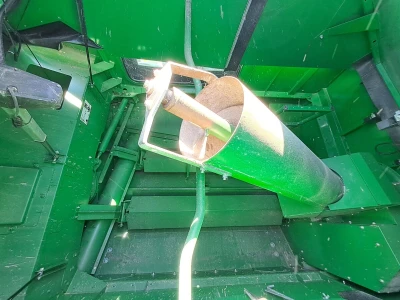 John Deere W650