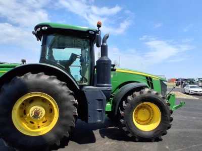 John Deere 8295R