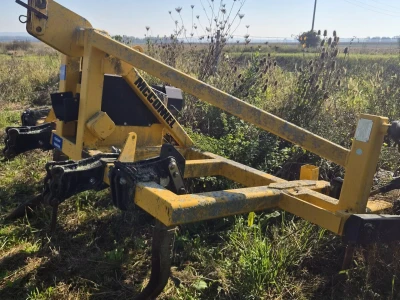 Podrivač MCConnel Vibroaerator