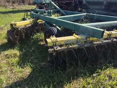 Tanjurača John Deere