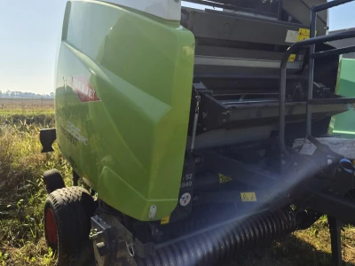 Presa za rolo bale Claas Variant 385 RC