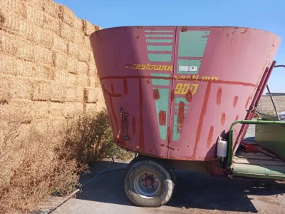 STRAUTMANN VERTI-MIX 900
