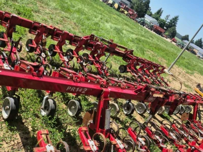 Kultivator Vibro Crop 8/12