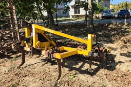 Podrivač McConnel Vibroaerator