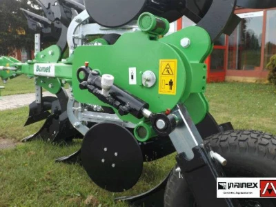 PLUG BOMET U063/2, trobrazni obrtni