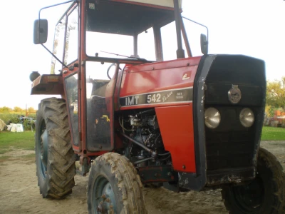 Traktor IMT 542