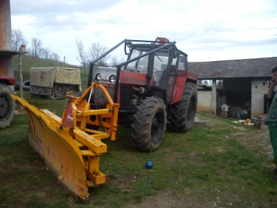 traktor zetor crystal+snježni plug