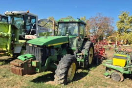 John Deere 8200