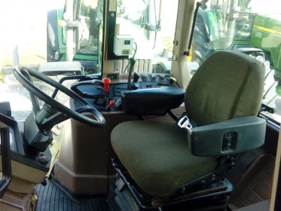 John Deere 7700