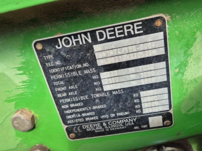 John Deere M6210
