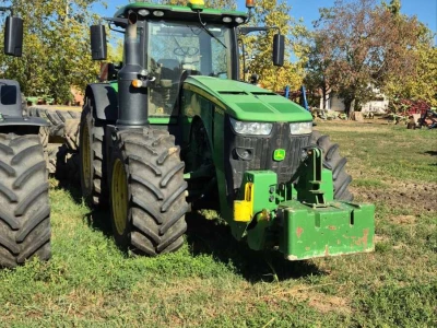 John Deere 8400R