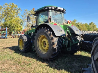 John Deere 8400R