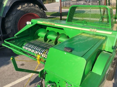 Balirka JOHN DEERE 349T