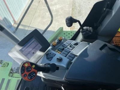 Claas Tucano 320 4×4