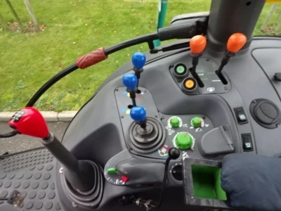 Deutz-fahr AGROTRON 135