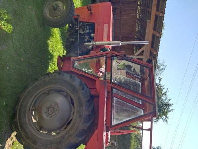 Traktor IMT 542 sa plugom i kosom,prvi vlasnik,povoljno