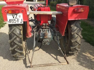 Prodajem traktor IMT 533