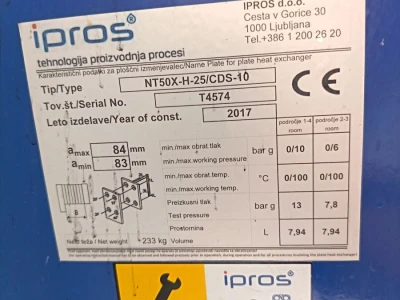 Na prodaju izmjenjivač topline i pumpa