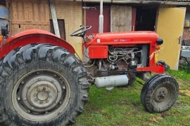 Traktor Imt 558