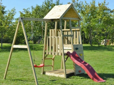 J4 Dječji toranj s toboganom, pješčanikom i jednom ljuljačkom
