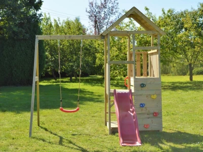 J4 Dječji toranj s toboganom, pješčanikom i jednom ljuljačkom