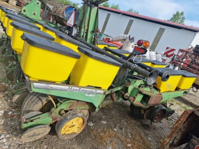 Sijačica John Deere 1760/12