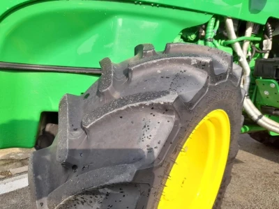 John Deere 5075GN