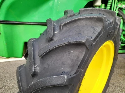 John Deere 5100GN