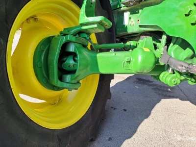 John Deere 6150R