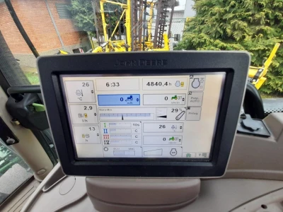 John Deere 6150R