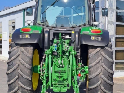 John Deere 6150R