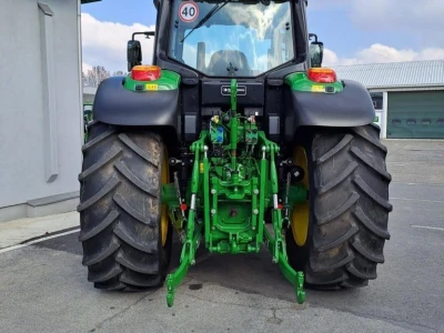 John Deere 6155M