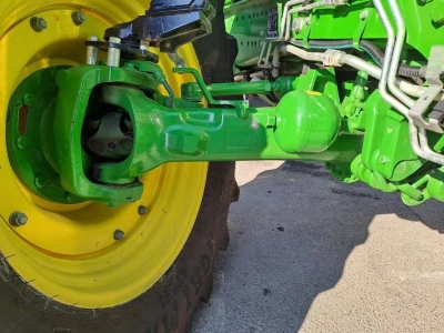 John Deere 6175R
