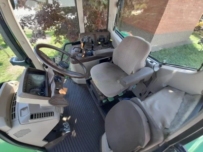 John Deere 6620