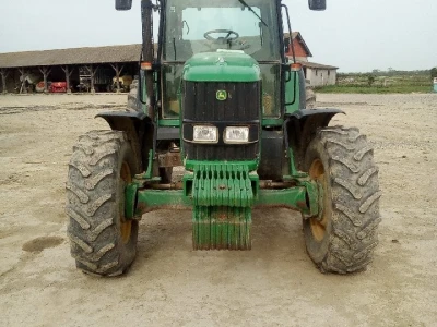 John Deere 6630 standard
