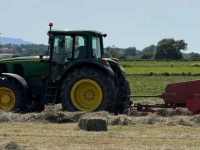 John Deere 6920